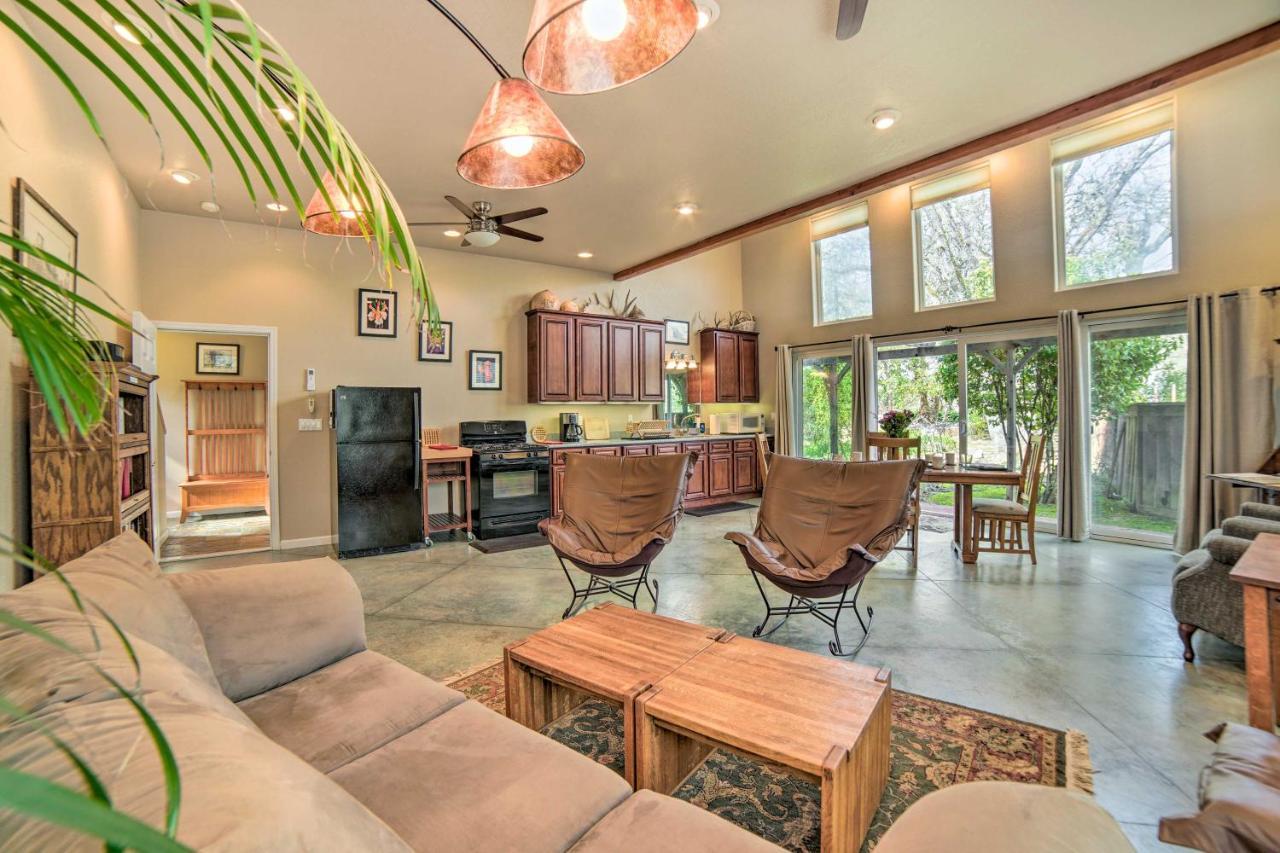 Hilltop Loft Ukiah Vacation Rental! المظهر الخارجي الصورة