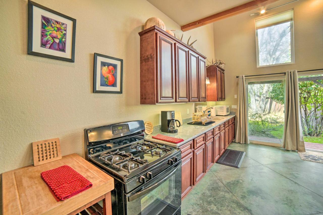 Hilltop Loft Ukiah Vacation Rental! المظهر الخارجي الصورة